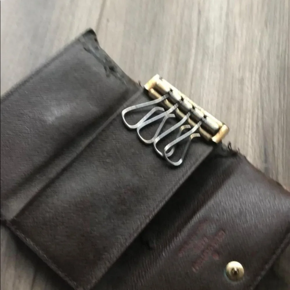 Louis Vuitton Damier Key Holder/Wallet #371💥PRICE DROP💥